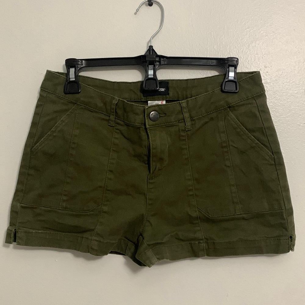 Y2K Low Rise Olive Green Shorts